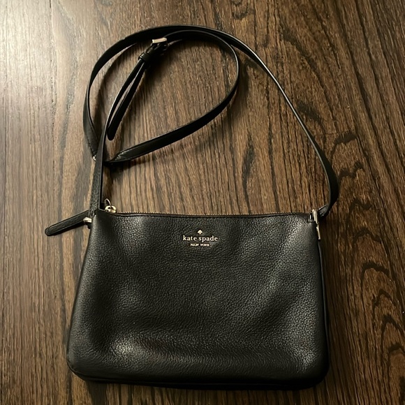 Black Kate Spade Cross Body Purse - Picture 1 of 6